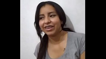 Ayudo A Mi Hermana Timida